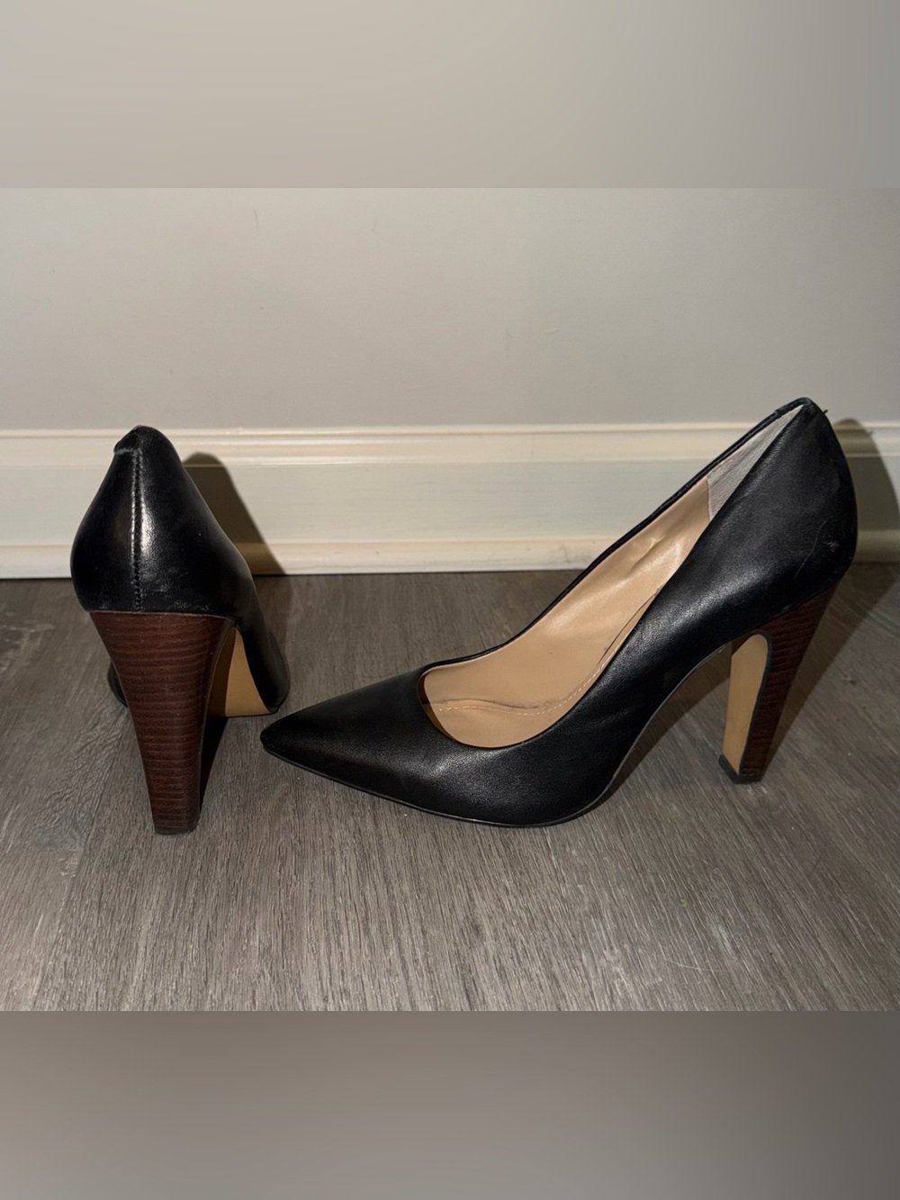 Vince Camuto Black Pointed-Toe High Heel Pumps with Brown Stacked Heel